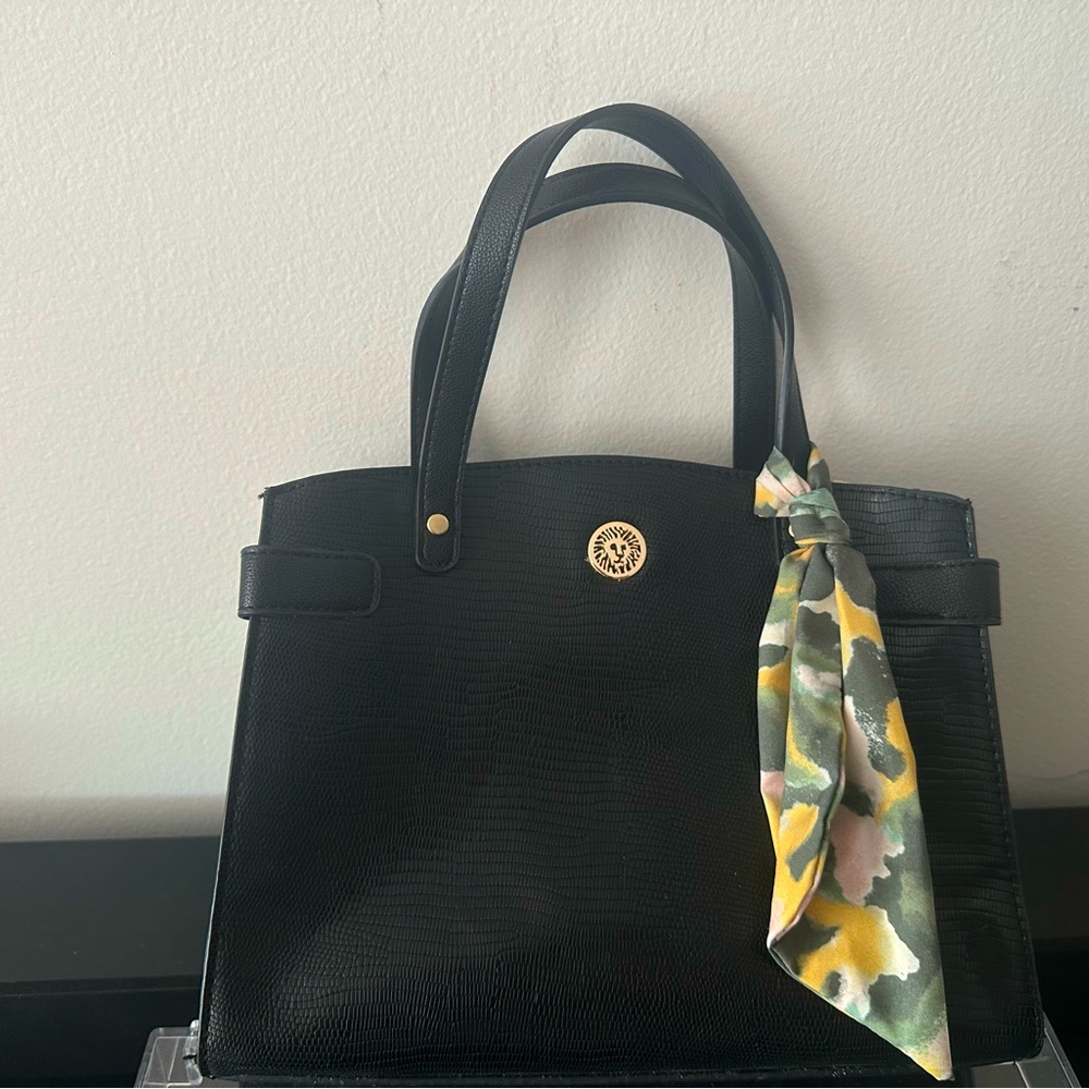 Anne Klein Black Bag With Twilly